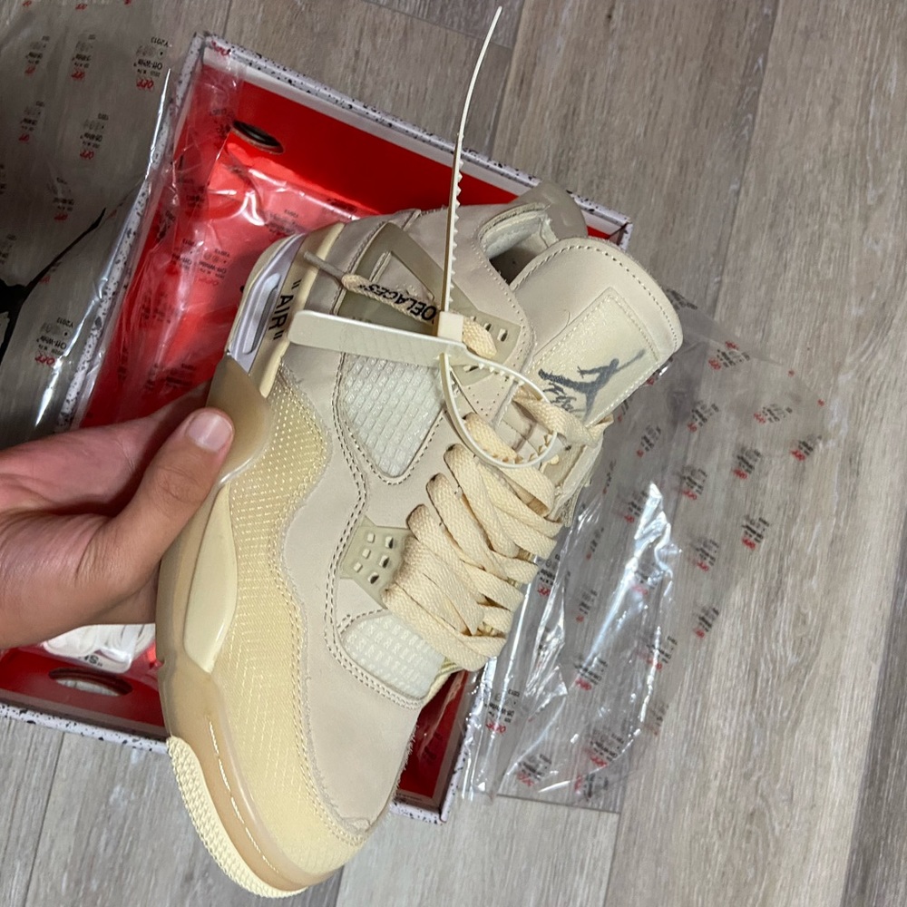 Jordan 4 sail x off white